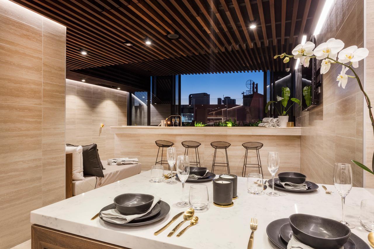 אפרטהוטל בריסביין Fv By Peppers מראה חיצוני תמונה The kitchen at the 2014 MasterChef Australia studio