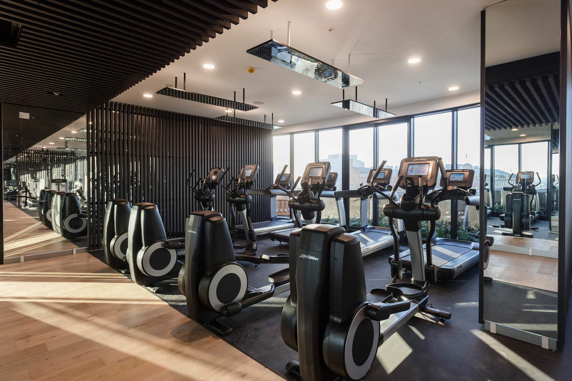 אפרטהוטל בריסביין Fv By Peppers מראה חיצוני תמונה The gym at The Standard East Village