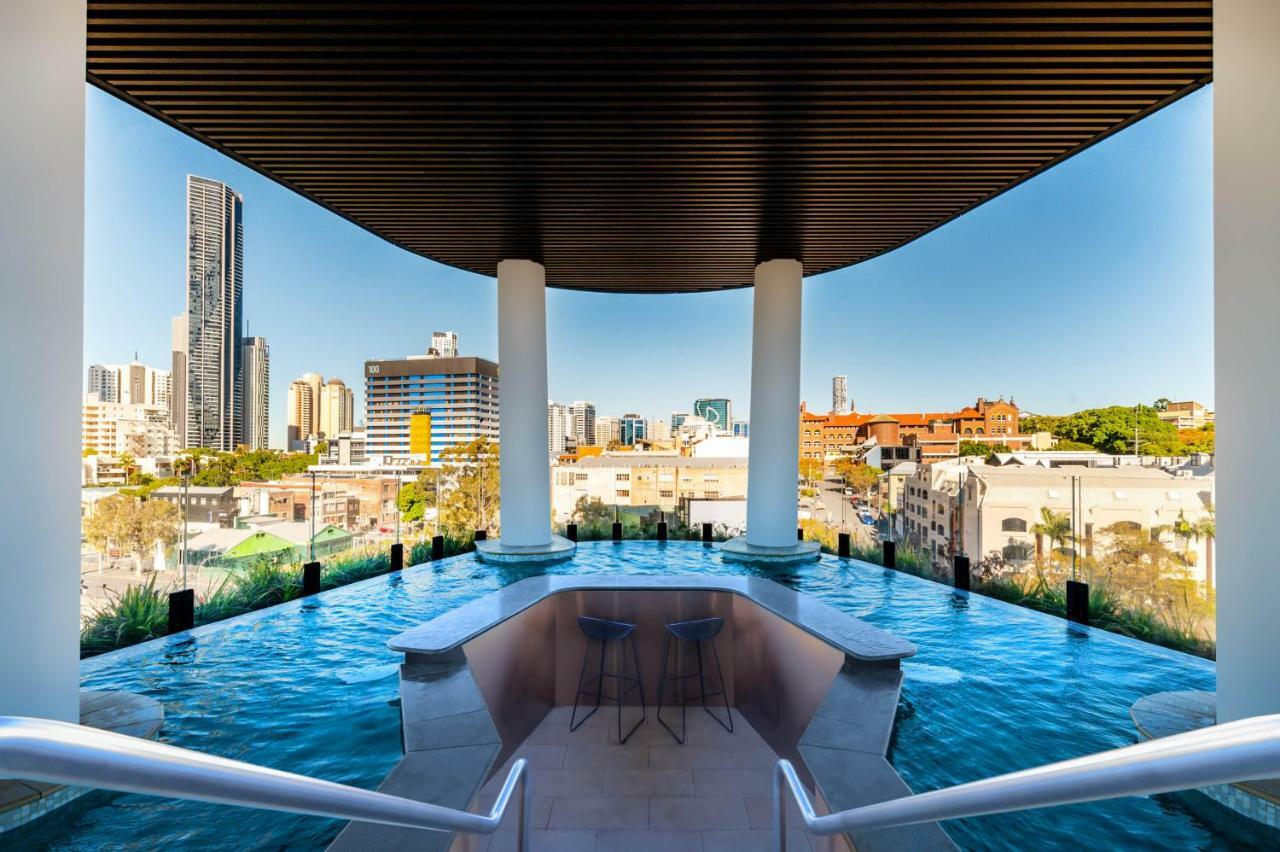 אפרטהוטל בריסביין Fv By Peppers מראה חיצוני תמונה The pool at the top of the building
