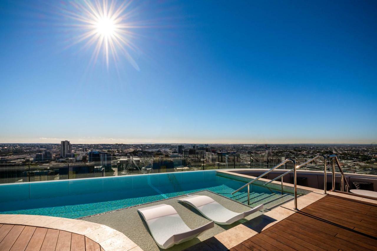 אפרטהוטל בריסביין Fv By Peppers מראה חיצוני תמונה Skyline pool