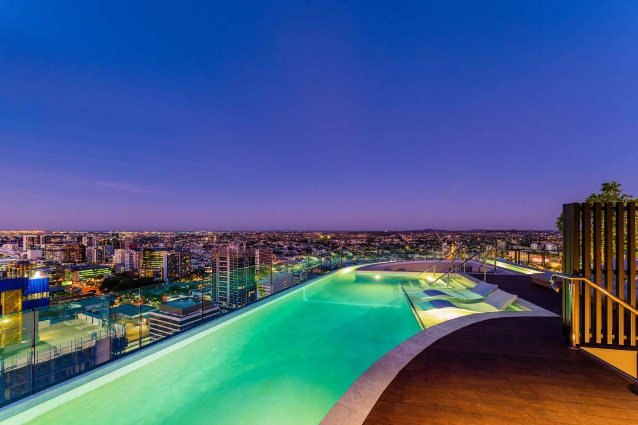 אפרטהוטל בריסביין Fv By Peppers מראה חיצוני תמונה Skyline pool