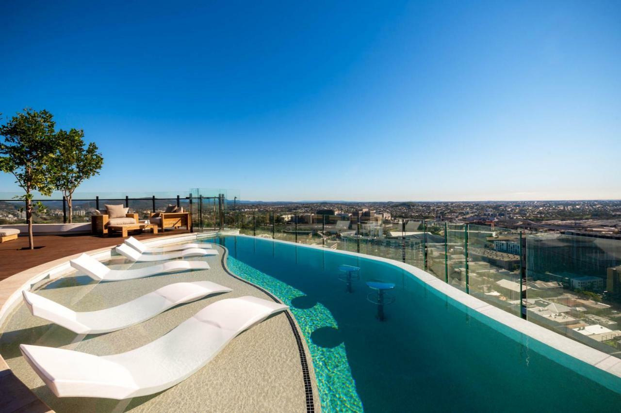 אפרטהוטל בריסביין Fv By Peppers מראה חיצוני תמונה Skyline Residences rooftop pool